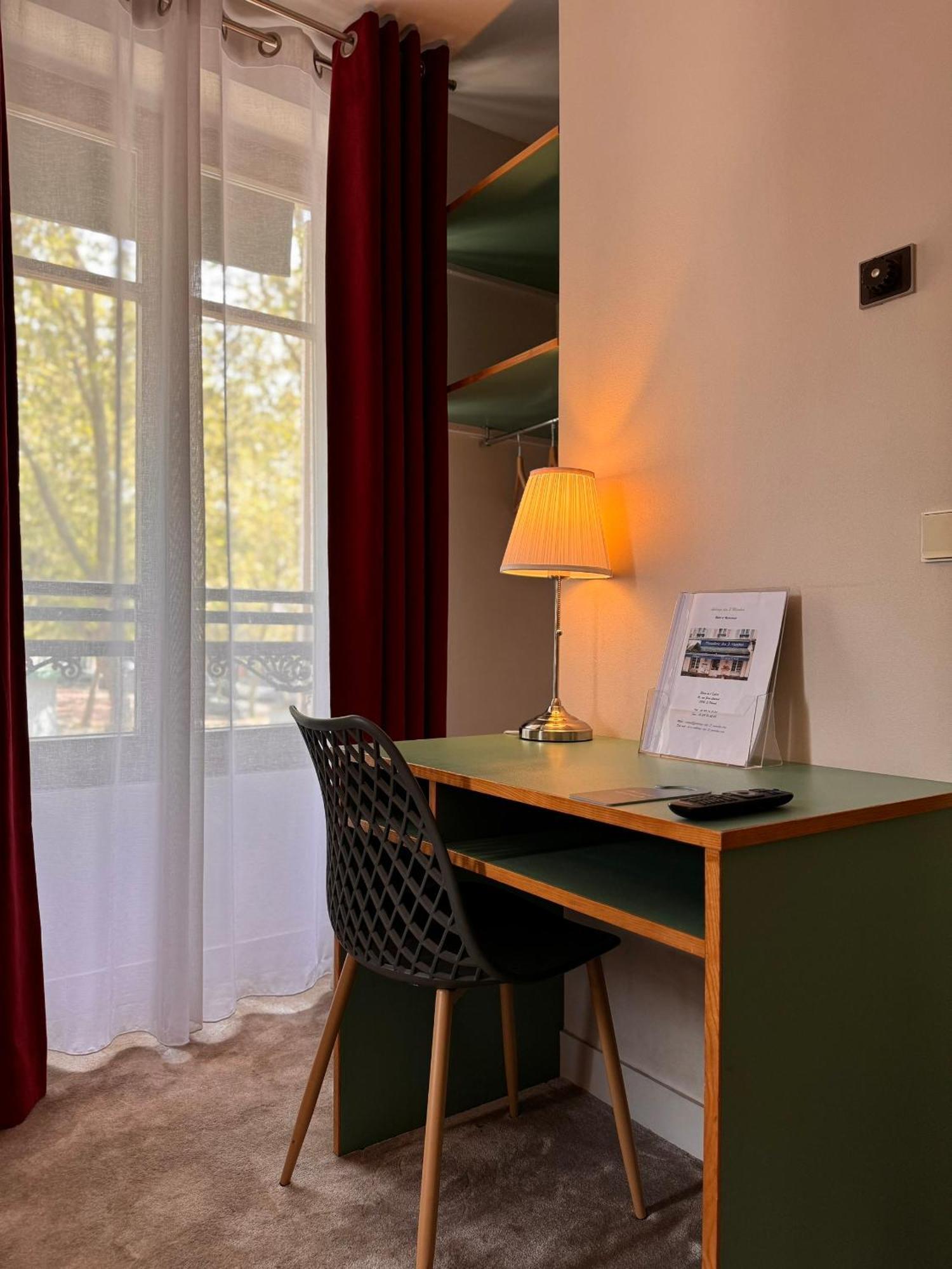 Hotel Paris Vesinet- Logis Hotel Restaurant Le Vésinet Exteriör bild